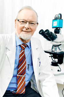 Biomedical Health Center Sonnenberg: Dr. Thomas Rau < Team < About us